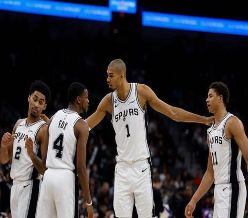 内马尔桑托,斯首秀破门,热泪盈眶吻,耀世娱乐,耀世娱乐官网,耀世娱乐官网玩家首选