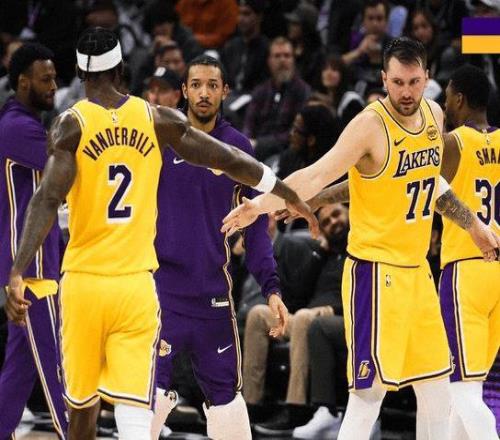 劳伦新书纪,录片公开,前足球名媛,耀世娱乐,耀世娱乐官网,耀世娱乐官网玩家首选